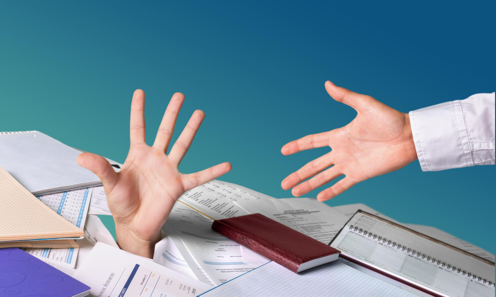 Что делать и куда пожаловаться, если вымогают взятку